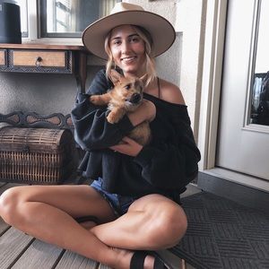 Meet your Posher, Katie